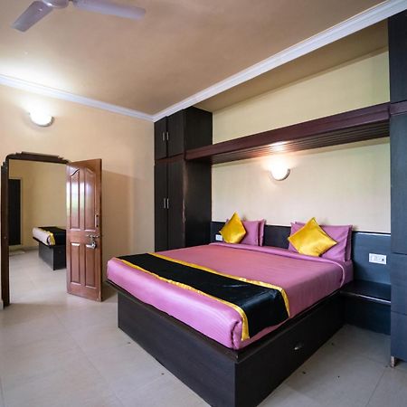 Kingmaker'S Plantation With River Stream Madikeri Exterior foto