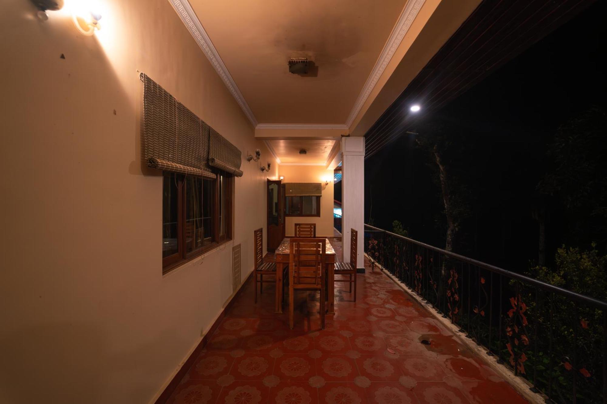 Kingmaker'S Plantation With River Stream Madikeri Exterior foto