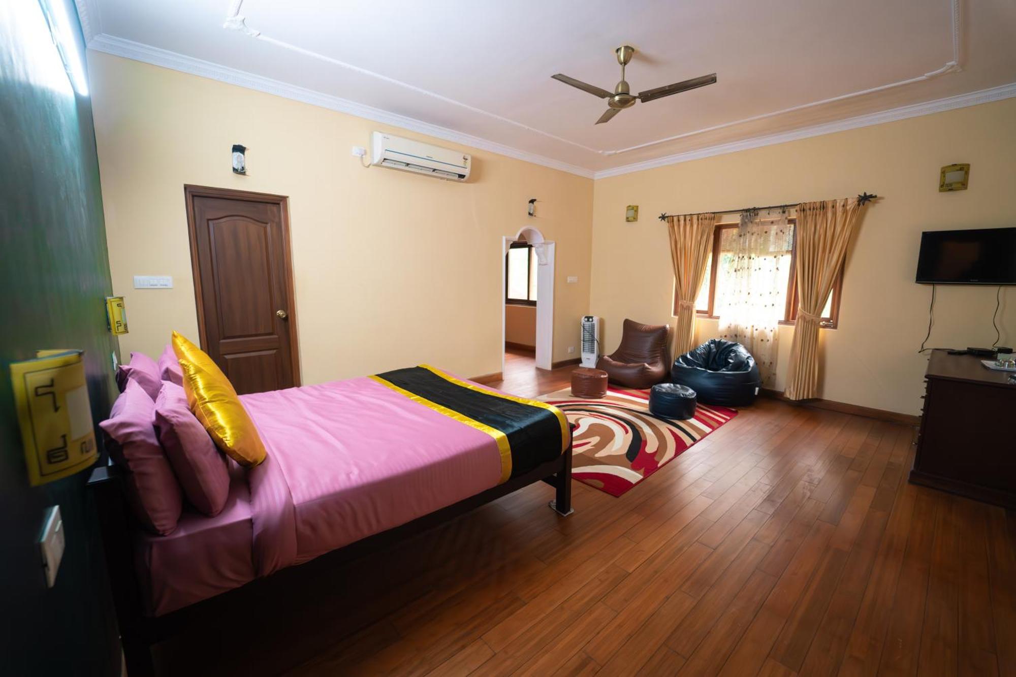 Kingmaker'S Plantation With River Stream Madikeri Exterior foto