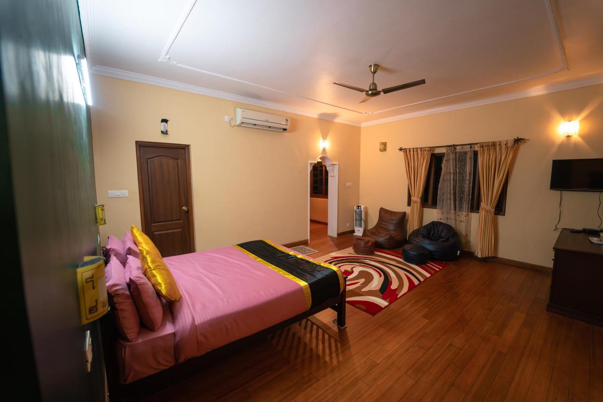 Kingmaker'S Plantation With River Stream Madikeri Exterior foto