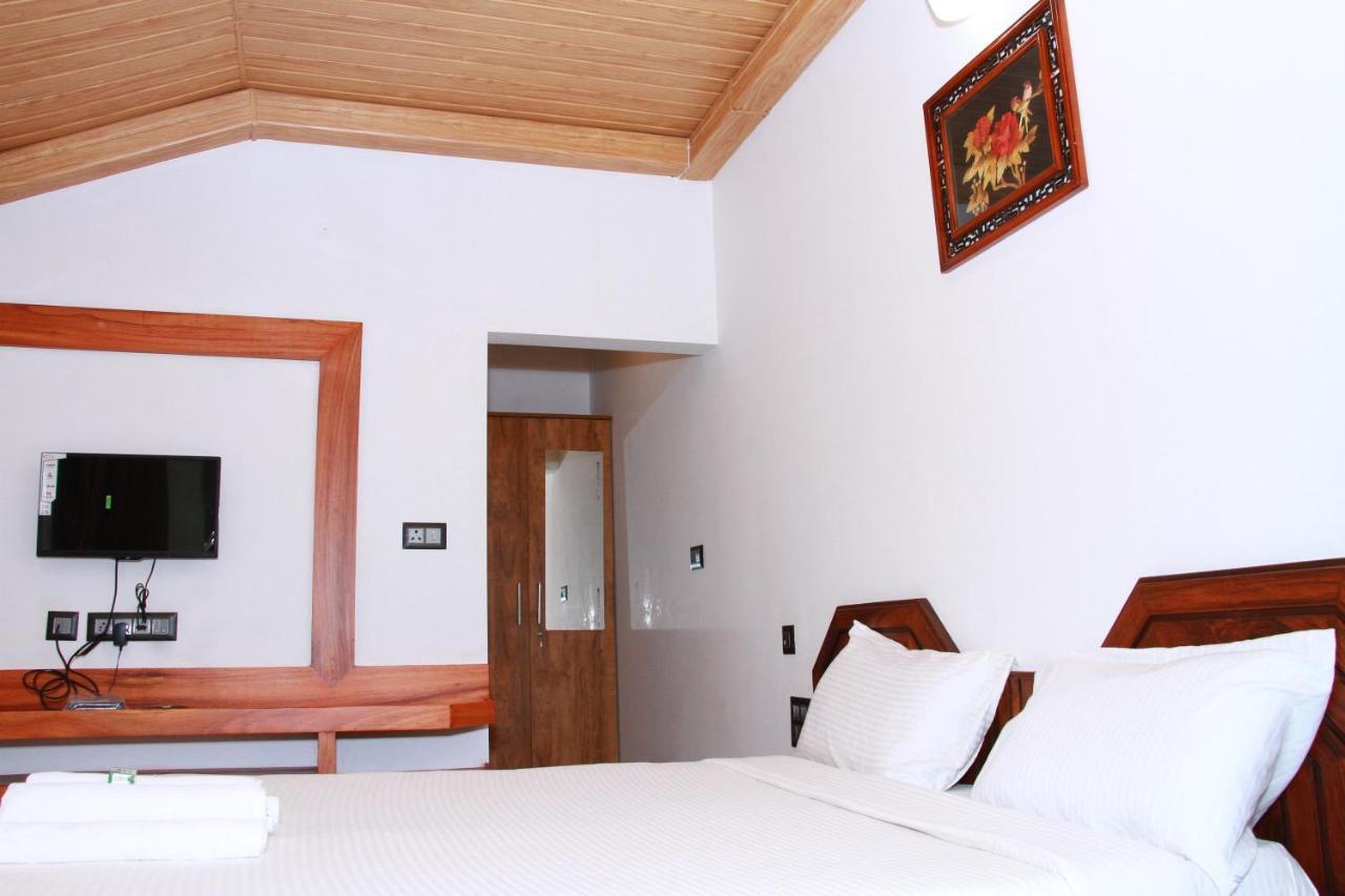 Kingmaker'S Plantation With River Stream Madikeri Exterior foto