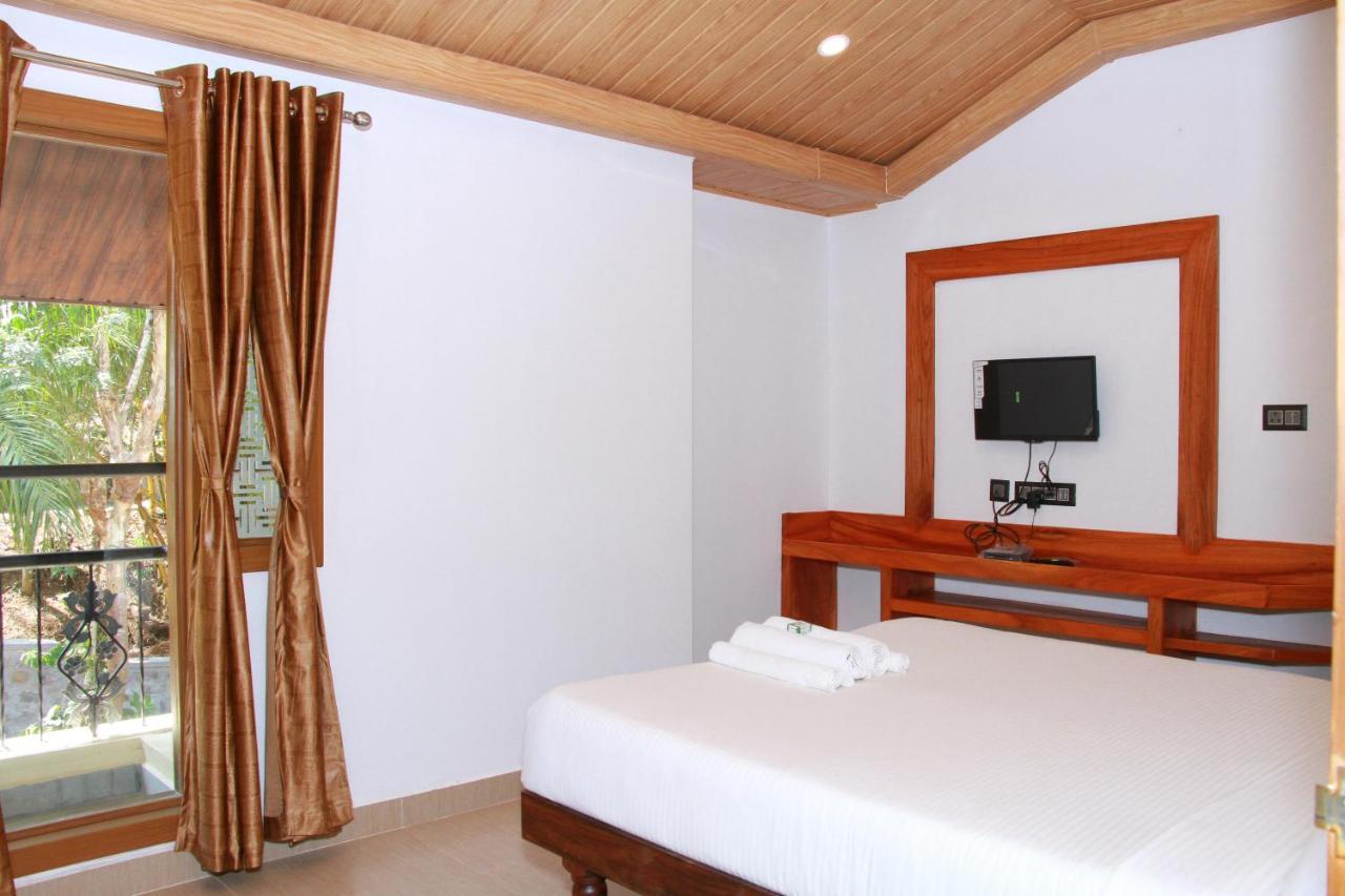 Kingmaker'S Plantation With River Stream Madikeri Exterior foto